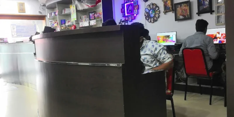 Best Digital Studio & Color Lab